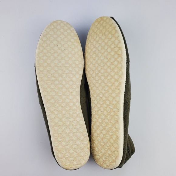 NWOB Men's Toms Classic Canvas Olive Green - Picture 5 of 5